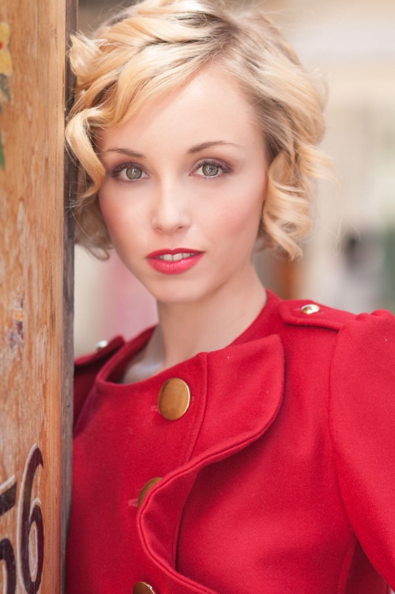 Chaqueta roja volante